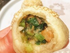 黄桥烧饼-皇朝会.经典传统粤菜(外滩店)