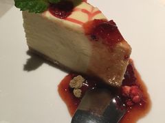 樱桃芝士蛋糕-西堤厚牛排(新世界店)