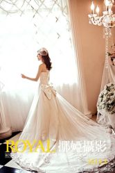 -挪娅婚纱摄影皇家会所