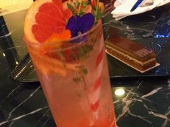 -Salon de The de Joel Robuchon(外滩18号店)