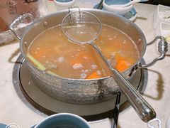 -左庭右院鲜牛肉火锅(浦江欢乐颂店)
