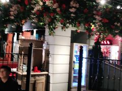 -沪小胖小龙虾(淮海中路旗舰店)