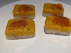 -阿瓦山寨·湘菜现炒·剁椒鱼头王(咸阳总店)