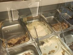 -VENCHI 闻绮(上海佛罗伦萨小镇店)
