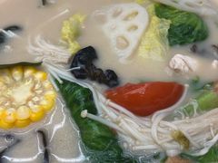 -麻小劲菌汤麻辣烫(体育西路店)