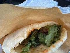 -曾笼笼牛肉饼