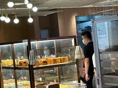 面包甜点陈列柜-奈雪的茶(湖滨银泰in77C区PRO店)
