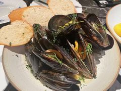 -LESCEDARS Brasserie Bistro香柏树