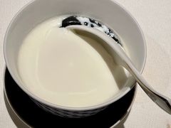 芝麻糊双皮奶-炳胜私厨(万象前海店)