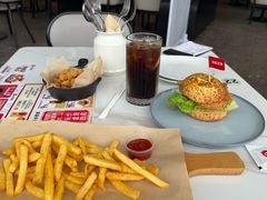 -必胜客(华南摩尔店)