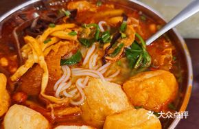 Original Flavor Rice Noodles with Tofu Skewers