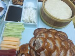 -六和聚传统烤鸭.天津菜(和平店)