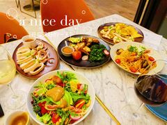 -théATRE茶聚场·餐厅(环球金融中心店)