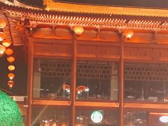 -星巴克(西安曲江银泰店)