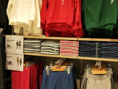 -优衣库(南京建邺万达广场店)