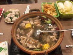 石橄榄炖鸡-洪大厨鸡煲(福田店)
