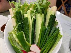 蘸酱菜-黄家饺子东北特色菜馆(湖滨商业街店)