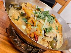 田螺鸭脚煲-老地方风味餐厅(江南路店)