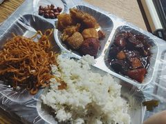 -新红帽自助盒饭(大悦城店)