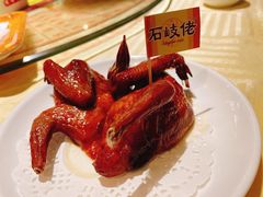 招牌烤乳鸽-石岐佬中山菜馆(张溪店)
