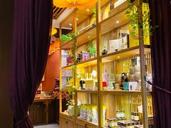 -一叶一世界·素食餐厅(锦华万达店)