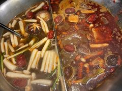 -湊湊火锅·茶憩(打浦桥日月光店)