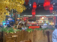 -老滇山寨•云南特色菜•地方菜•民族风情歌舞表演(金碧店)