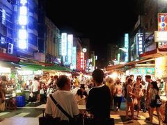 -六合夜市