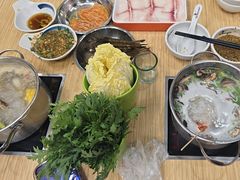 -杨老板·海鲜集市火锅·鲜切牛肉(中防万宝店)