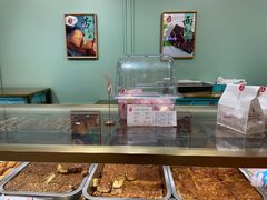 -上海哈尔滨食品厂(浦商百货昌里店)