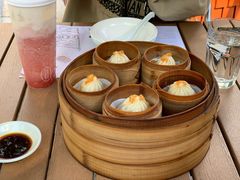 蟹粉小笼汤包-南小馆(迪士尼小镇店)