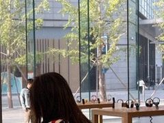-Apple零售店(华贸购物中心店)