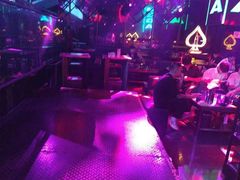 -MEGA PARTY CLUB