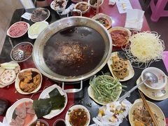 -储奇门鳝鱼火锅(总店)