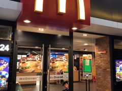 门面-麦当劳(明湖店)