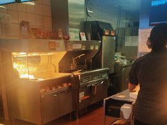 -麦当劳(西客站店)