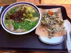 -云阿蛮云南生烫牛肉米线(奉贤路店)