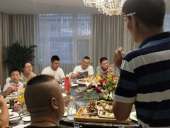 -南京悦客假日酒店