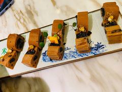 -梅龙镇酒家(南京西路总店)