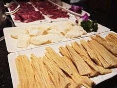 -牛事制造局牛肉火锅(莲岳路店)