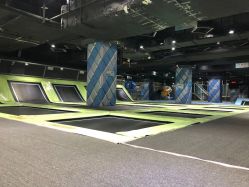 -反弹蹦床公园·亲子乐园·团建·派对(青岛融创茂店)