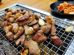 -肉甲韩国木炭烤肉(新壹街1店)