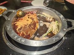 -井格重庆火锅(西直门凯德Mall店)