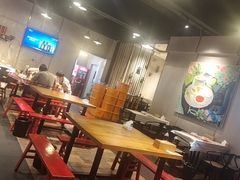 -李双猪·小龙虾·烧烤·羊肉煲(乐山店)