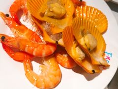 -领鲜活海鲜榴莲自助火锅(东门店)