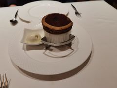 黑松露巧克力舒芙蕾-福楼法餐厅FLO