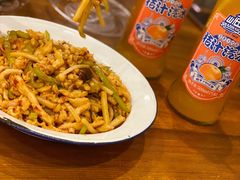 鱼香鸡丝-炙热青春怀旧主题餐厅(河北路店)