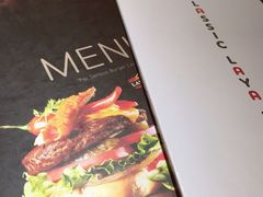 -拉亚汉堡经典餐厅(商城路店)