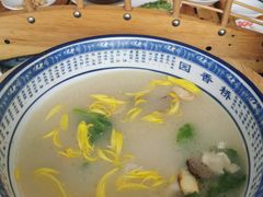 -桥香园过桥米线(国贸店)