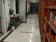 -香山湖渔家大院